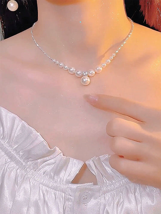 Summer Small Pieces of Silver Pearl Necklace Female 2024 New Arrival Light Luxury Minority Fancy Strong Light Short Pearl Necklace Accessories