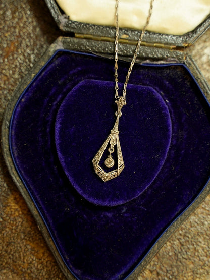 Art Deco Period Adai Court Pendant